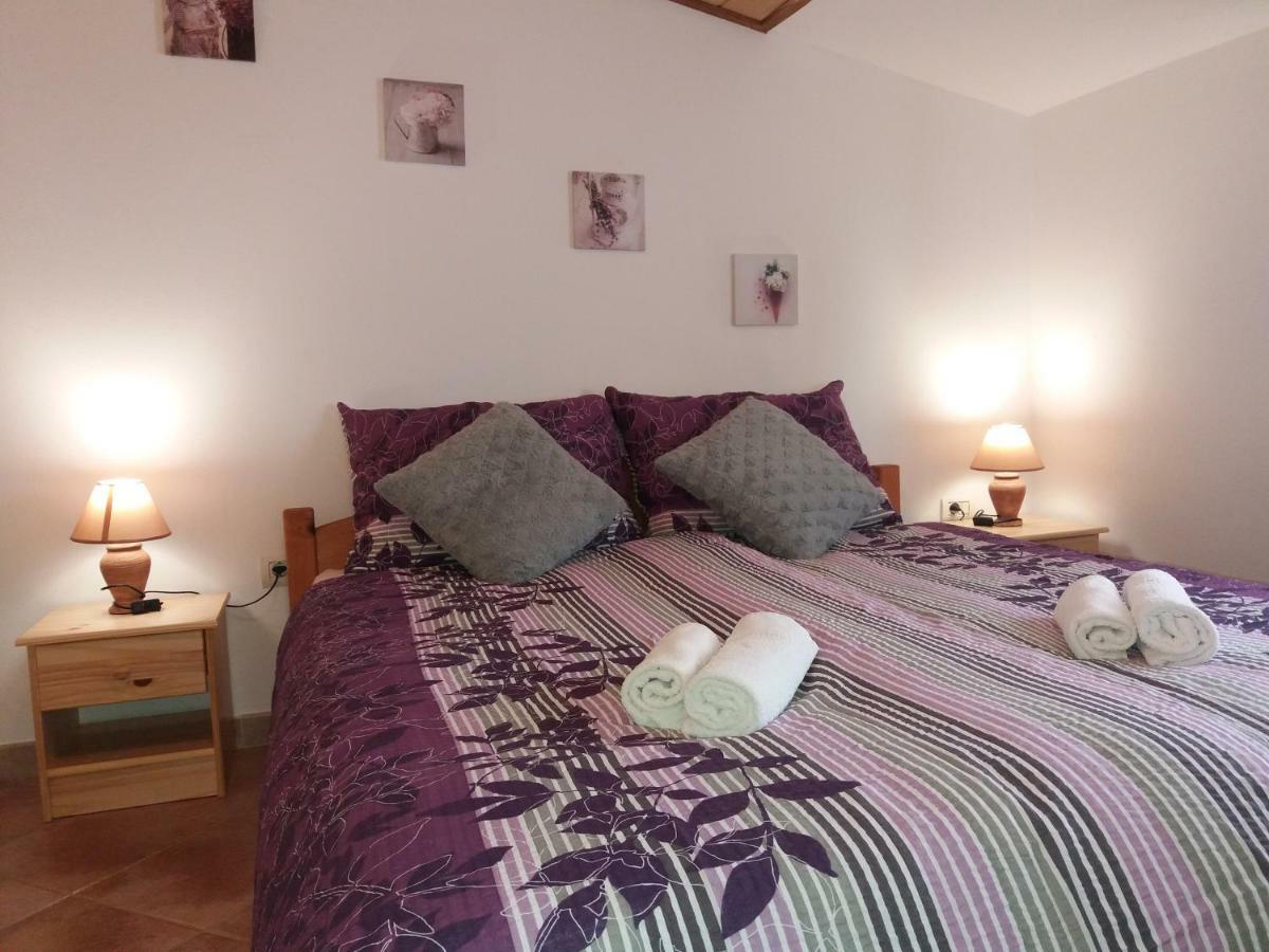 Ranch Radin Bed & Breakfast Brtonigla Exterior photo